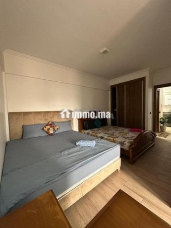 appartement-propre-a-cote-de-la-gare-big-5