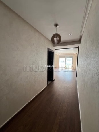 location-appartement-de-ensoleille-calme-ibrie-big-4