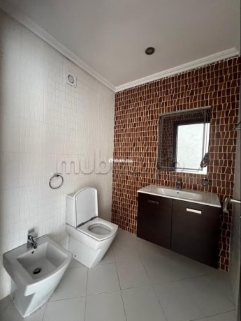 location-appartement-de-ensoleille-calme-ibrie-big-5