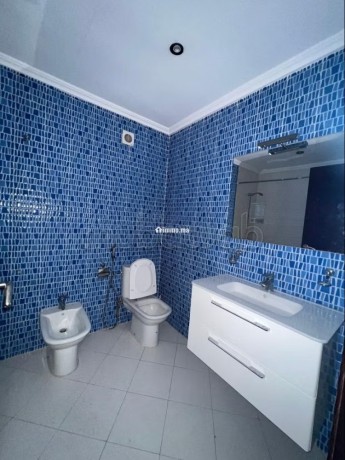 location-appartement-de-ensoleille-calme-ibrie-big-7