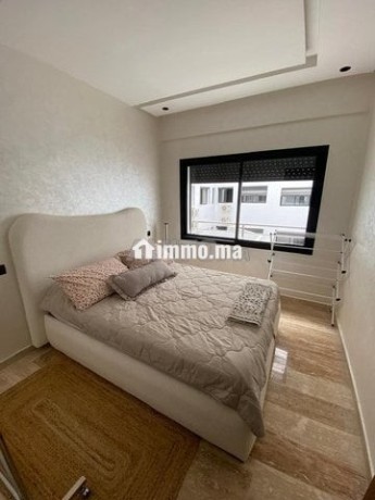 studio-neuf-dun-immeuble-moderne-big-5