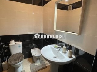 appartement-a-cote-du-terrain