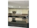bel-appt-meuble-2-chs-en-etage-elevee-small-7