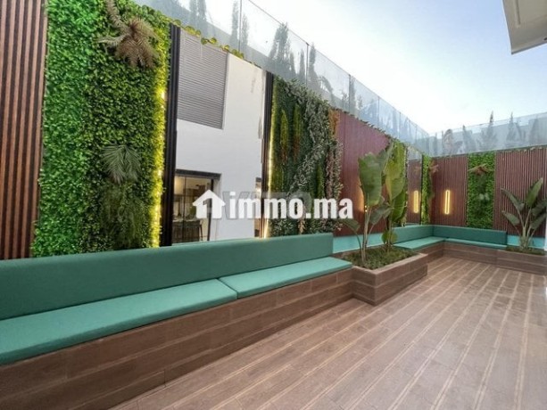 villa-de-luxe-a-vendre-4-facades-piscine-big-14