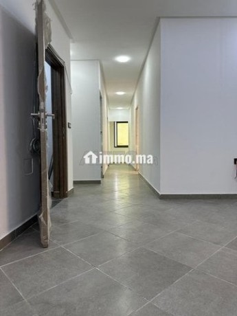 plateau-a-vendre-big-4