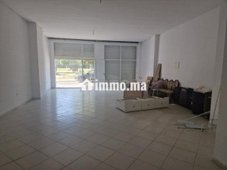 vente-local-commerciale-sur-route-mehdia-kenitra