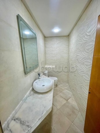 une-villa-de-prestige-de-251-m2-big-1