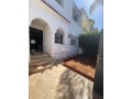 location-villa-de-haut-standing-a-riyad-surface-de-200-m2-terrasse-et-jardin-small-0