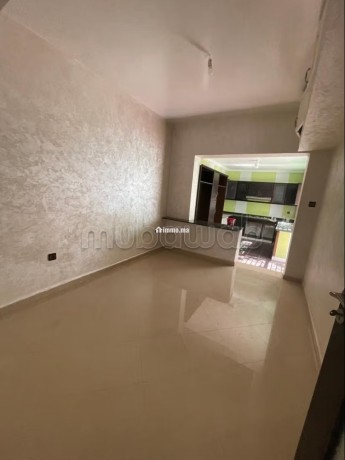 location-villa-de-haut-standing-a-riyad-surface-de-200-m2-terrasse-et-jardin-big-7