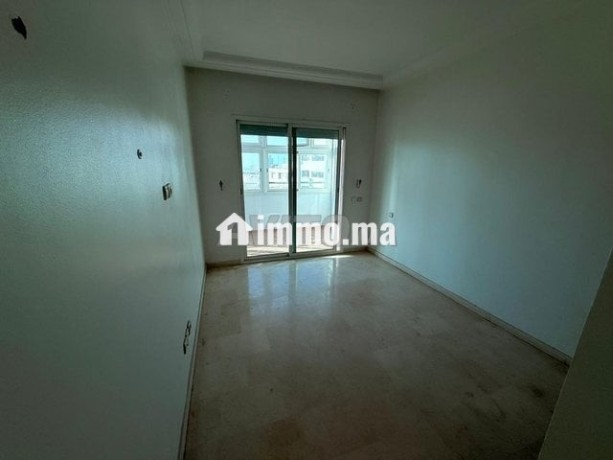 appartement-a-louer-130-m2-a-casablanca-big-1