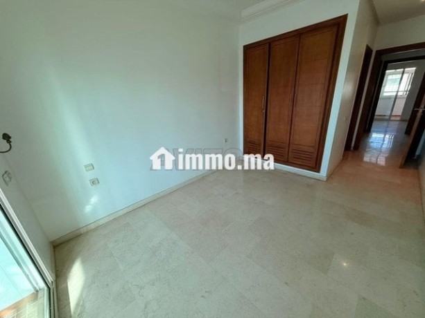 appartement-a-louer-130-m2-a-casablanca-big-2