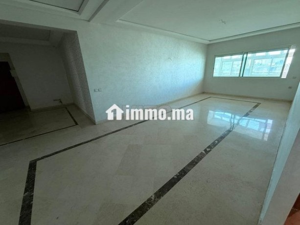 appartement-a-louer-130-m2-a-casablanca-big-3