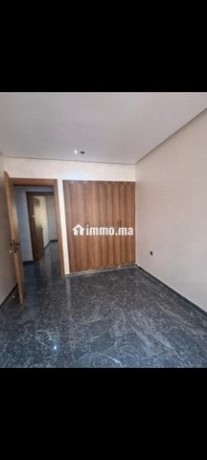 a-loue-appartement-haut-standing-route-casablanca-big-0
