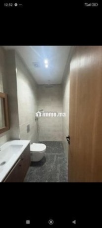 a-loue-appartement-haut-standing-route-casablanca-big-3