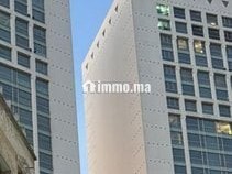 grande-chambre-vide-pour-fille-twin-center