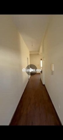 grande-chambre-vide-pour-fille-twin-center-big-2