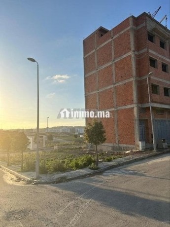 bkaa-llbyaa-100-mtr-tgzy-alsnobry-aaly-oaghtyn-big-2