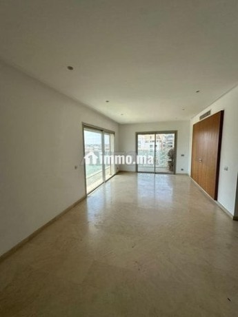 appartement-a-louer-167-m2-a-casablanca-big-5