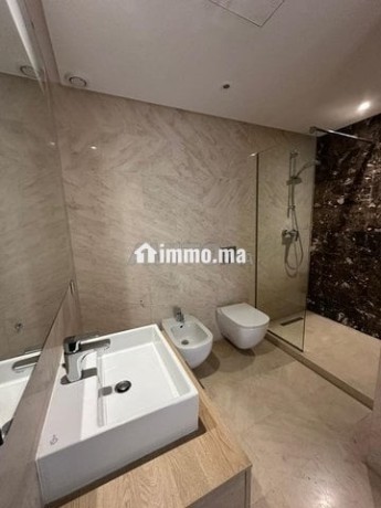 appartement-a-louer-167-m2-a-casablanca-big-6