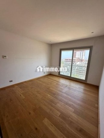 appartement-a-louer-167-m2-a-casablanca-big-7