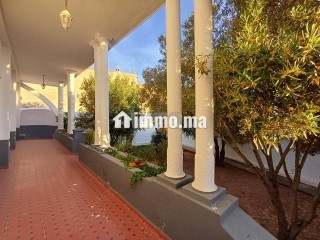 a-louer-villa-ideale-pour-tout-type-dactivite