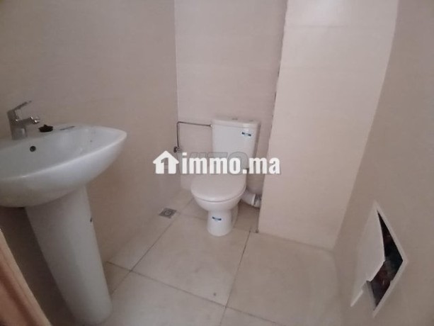 location-plateau-bureau-de-78m2-a-gueliz-big-3