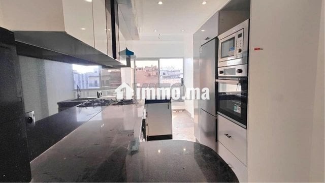 appartement-a-louer-100-m2-a-casablanca-big-8