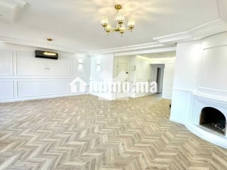 appartement-a-vendre-de-1730-m2-a-marrakech-camps-el-ghoul-victor-hugo