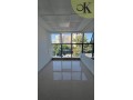 plateau-bureau-a-louer-confort-et-visibilite-small-2