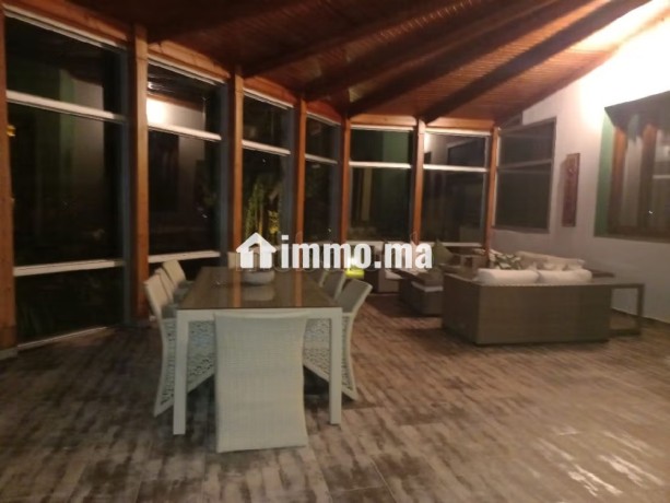 villa-meublee-avec-piscine-location-de-vacances-big-4