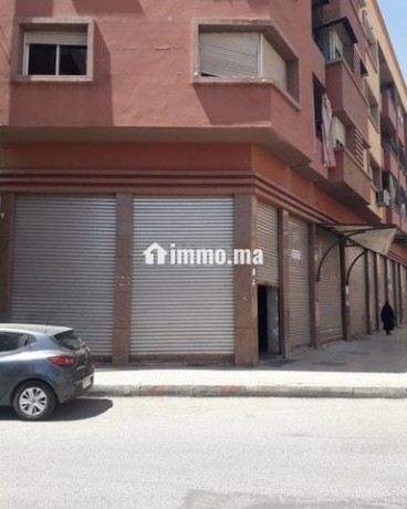 magasin-avec-deux-rideau-a-marrakech-big-0