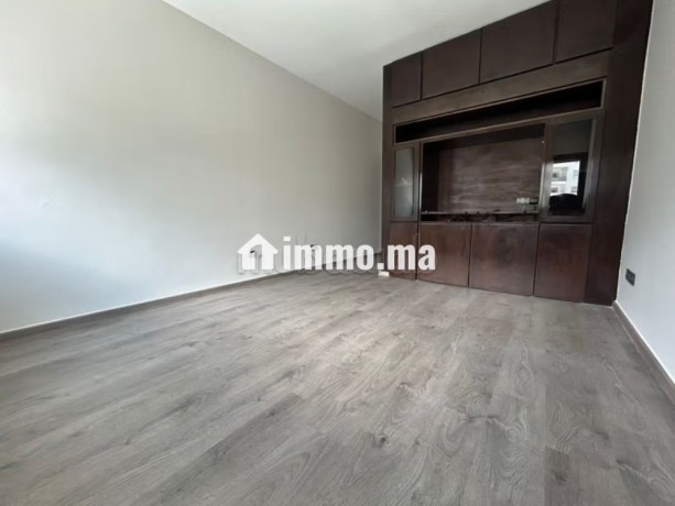bel-appartement-3-chambres-renove-belvedere-big-8