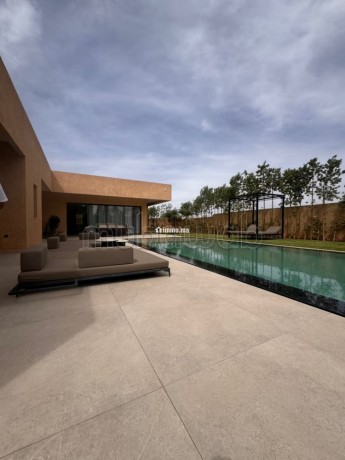 villa-de-luxe-a-louer-a-route-de-lourika-4-belles-chambres-bien-meuble-big-0