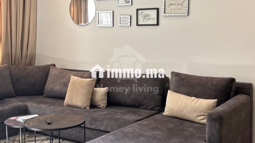 studio-meuble-location-long-duree-de-la-plage-big-0