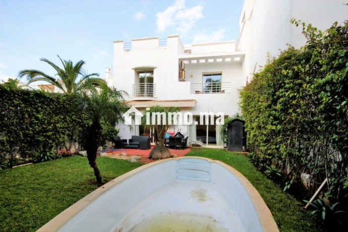 loue-ain-diab-luxe-villa-meublee-5-ch-piscine-big-0
