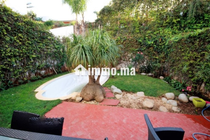 loue-ain-diab-luxe-villa-meublee-5-ch-piscine-big-4