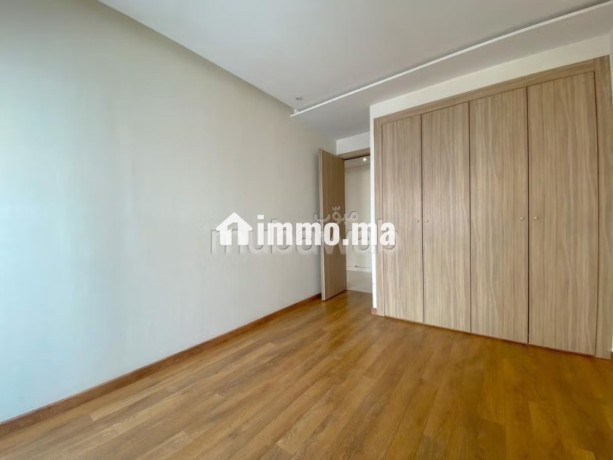 clos-danfa-appartement-moderne-avec-terrasse-big-3
