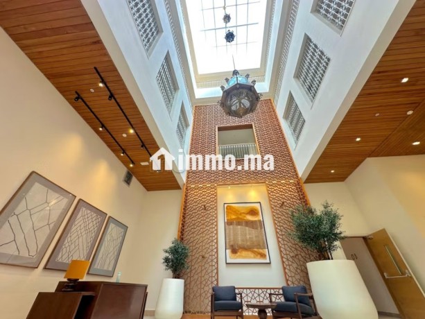 appartement-meuble-de-luxe-avec-balcon-a-louer-big-1
