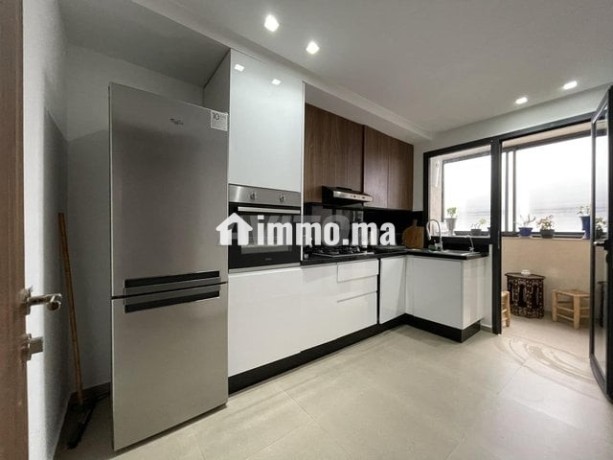 appartement-bien-meuble-2-chambres-big-7