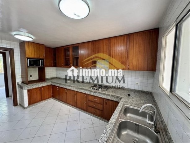 a-louer-jolie-villa-renovee-big-3