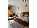 belle-maison-avec-petit-jardin-small-3
