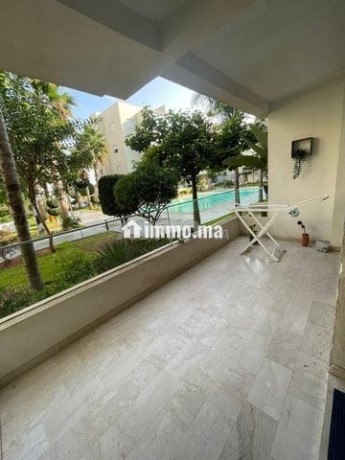 appartement-bien-situe-meuble-a-louer-big-4