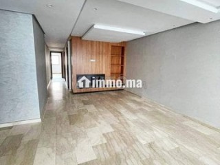 grand-appartement-en-face-du-parc