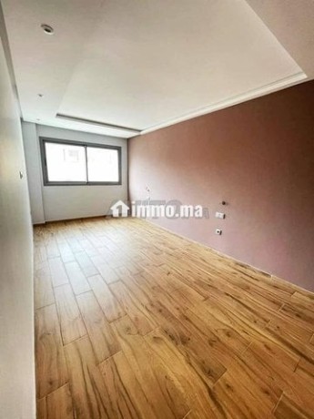 grand-appartement-en-face-du-parc-big-2