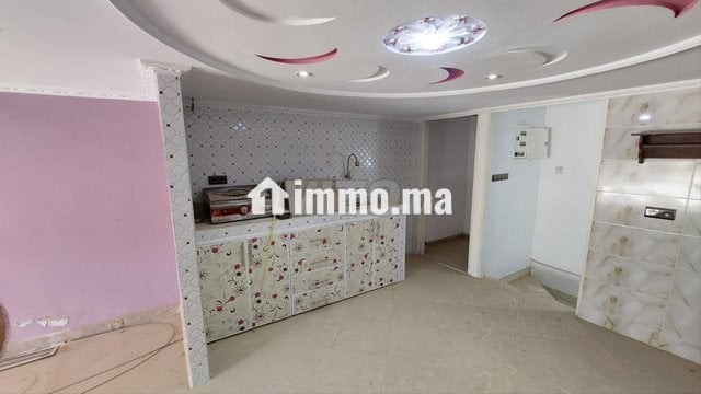 magasin-a-vendre-215m2-big-0