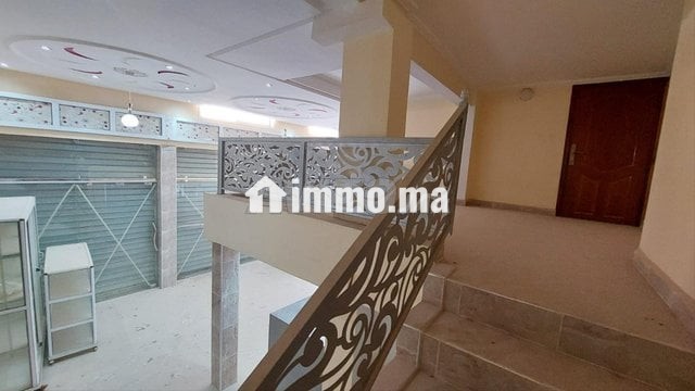 magasin-a-vendre-215m2-big-4