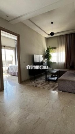 location-studio-meuble-quartier-des-hopitaux-big-10