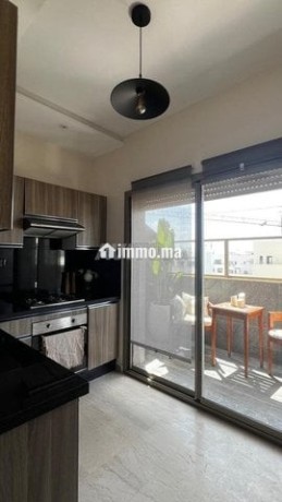 location-studio-meuble-quartier-des-hopitaux-big-5