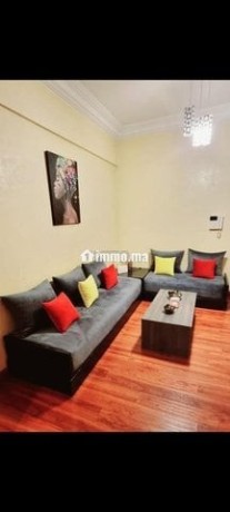 studio-proche-la-gare-avec-piscine-big-2
