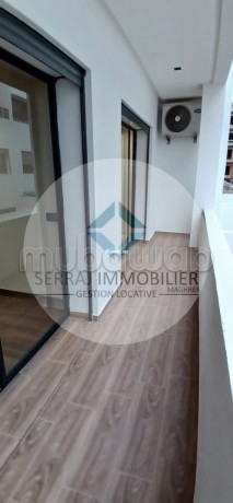 a-louer-studio-haut-standing-a-proximite-de-um6-big-0